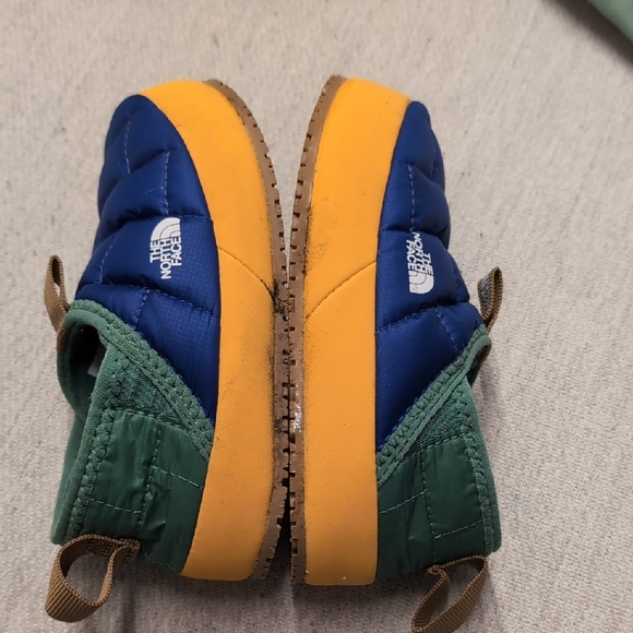 The North Face Kids Blue and Green Slip On Shoes - Picture 3 of 7